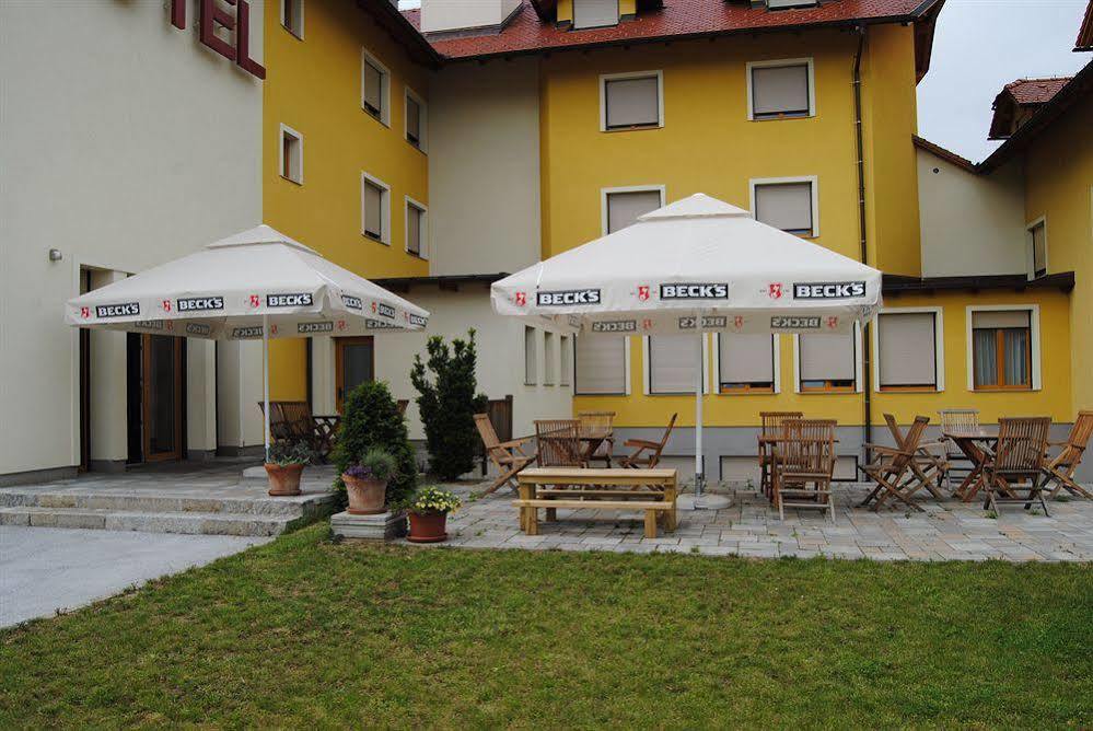B&B Bau Marburgo Esterno foto