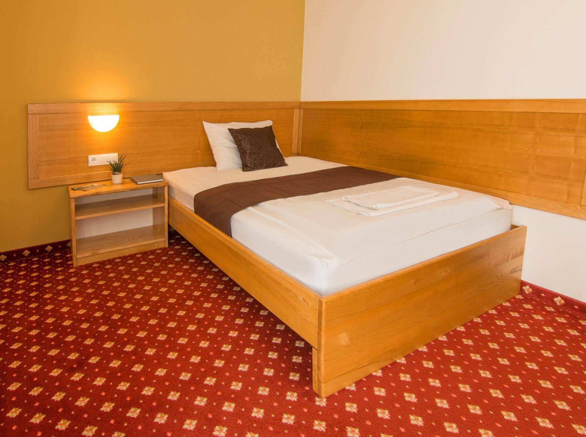 B&B Bau Marburgo Esterno foto